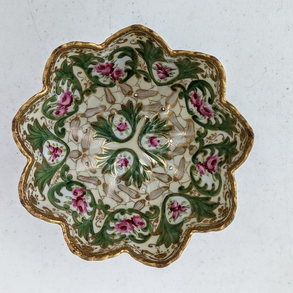 Vintage bone china berry bowl strainer - Picture 5 of 13